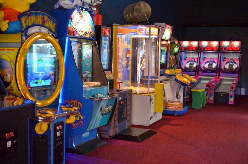 Ikes Eats & Treats | restaurant | 103 Main St, Auburndale, FL 33823, USA | 8639676111 OR +1 863-967-6111