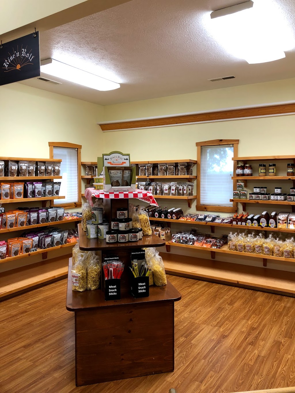 Risen Roll Bakery & Deli | bakery | 70509 State Rte 19, Nappanee, IN 46550, USA | 5747739012 OR +1 574-773-9012