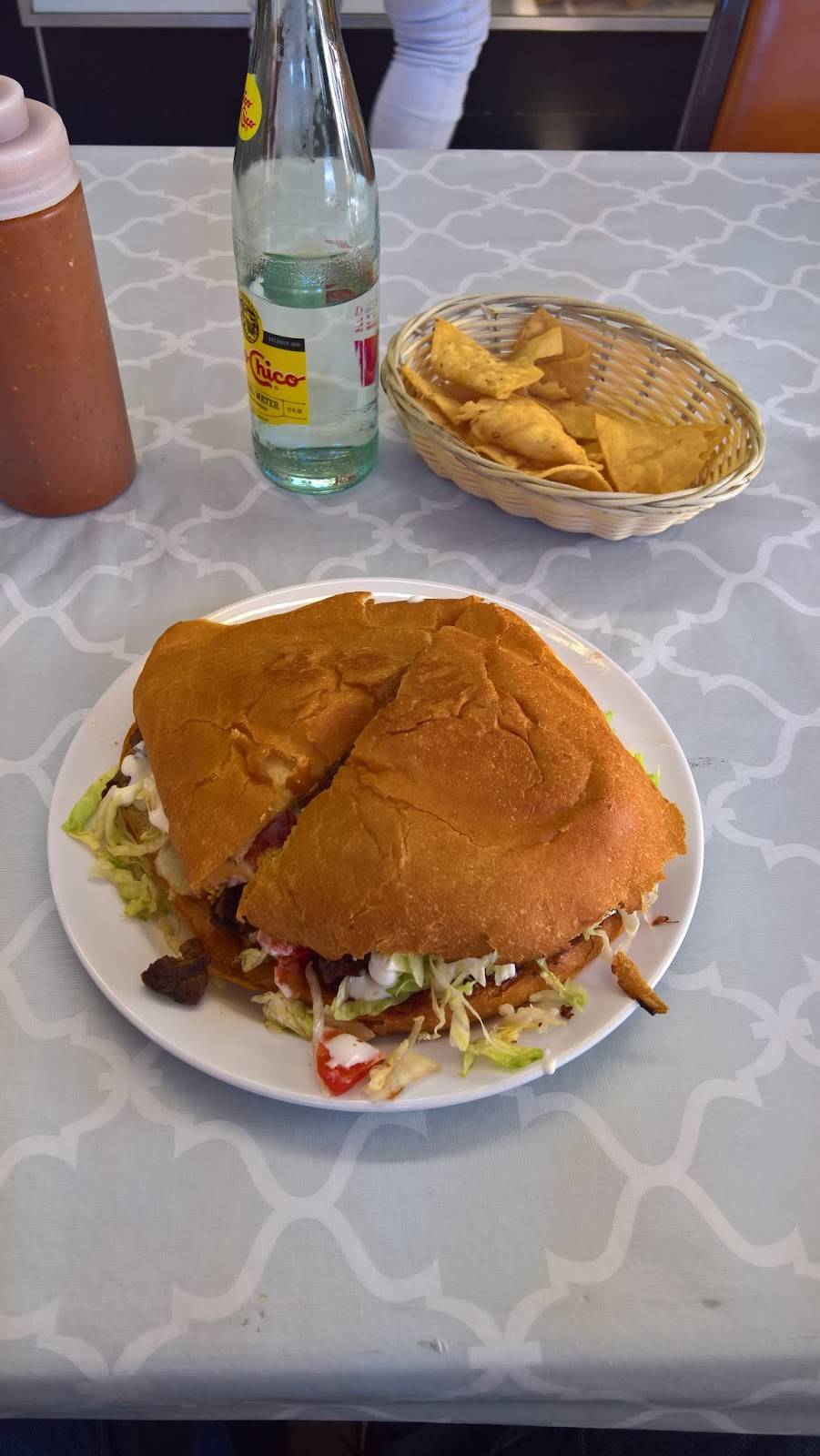 Taqueria Vallarta | restaurant | 1520 17th St, Columbus, NE 68601, USA | 4026064463 OR +1 402-606-4463