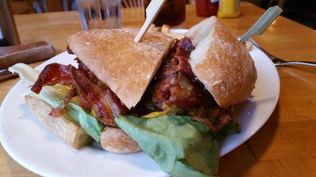 Beelows Steakhouse | restaurant | 763 S Rand Rd, Lake Zurich, IL 60047, USA | 8475400600 OR +1 847-540-0600