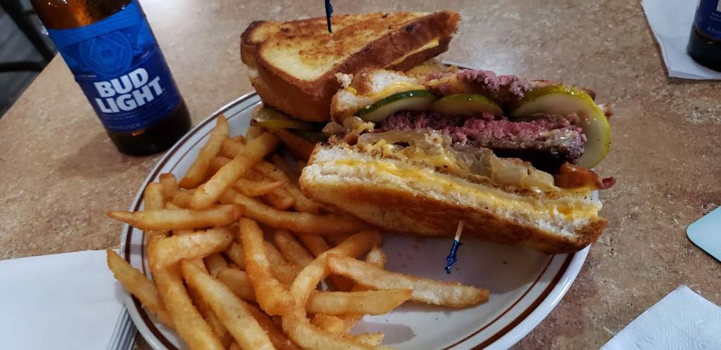 Glengary Inn | restaurant | 1211 Glengary Rd, Wolverine Lake, MI 48390, USA | 2486241868 OR +1 248-624-1868