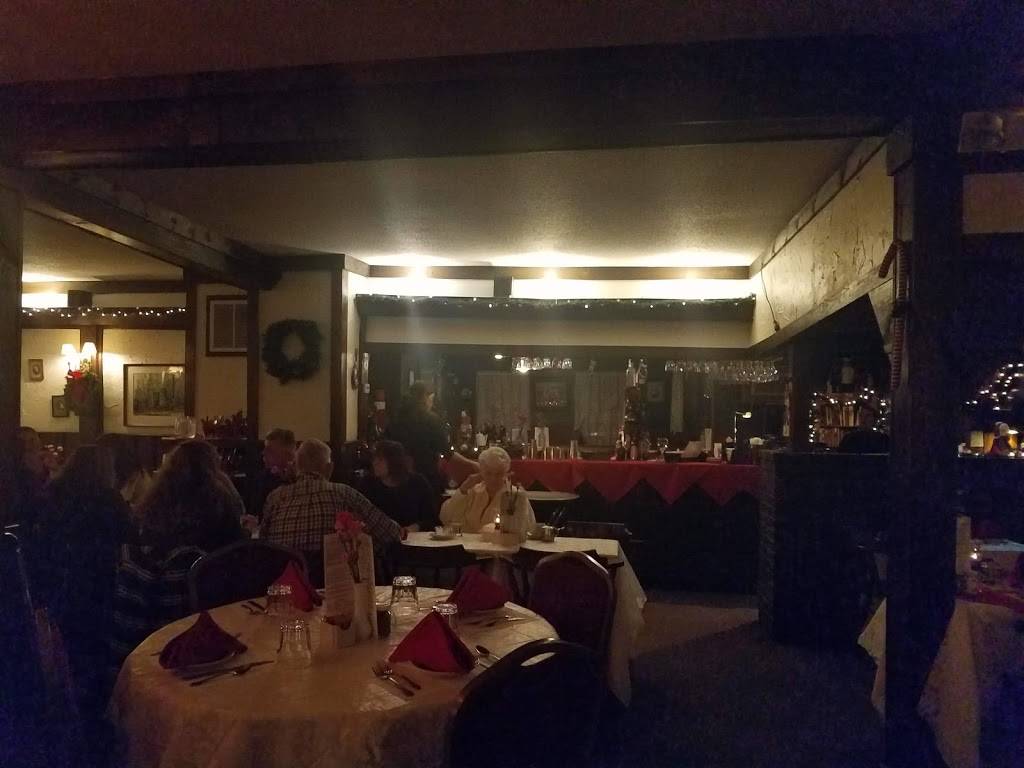 The Whately Inn | restaurant | 193 Chestnut Plain Rd, Whately, MA 01093, USA | 4136653044 OR +1 413-665-3044