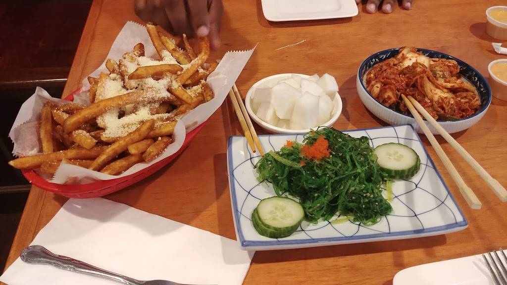 BonChon Chicken | restaurant | 7215 Columbia Pike, Annandale, VA 22003, USA | 7039141415 OR +1 703-914-1415