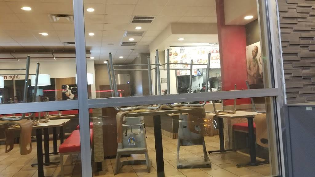 KFC | restaurant | 1960 Gulf to Bay Blvd, Clearwater, FL 33765, USA | 7274465935 OR +1 727-446-5935