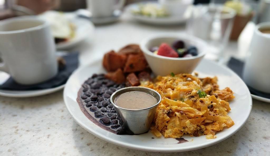 Woodbar | cafe | 3939 Montrose Blvd, Houston, TX 77006, USA | 7135286848 OR +1 713-528-6848