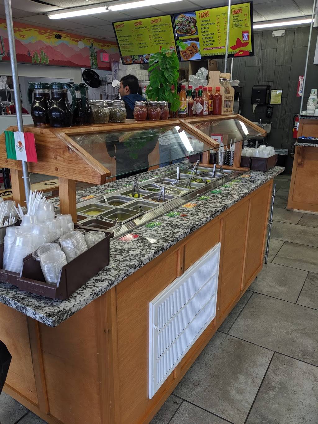 Tacos Don Cuco (UTEP) | restaurant | 2112 N Mesa St, El Paso, TX 79902, USA | 9152609570 OR +1 915-260-9570
