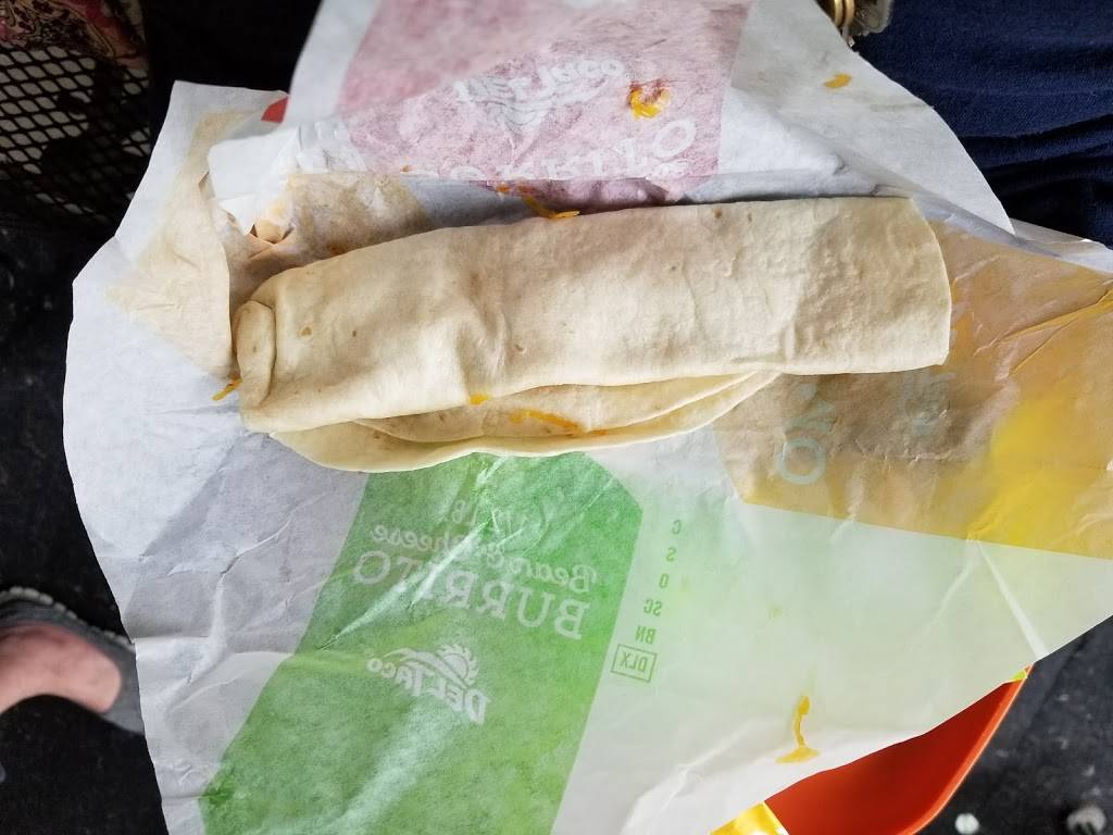 Del Taco | meal takeaway | 4407 Brockton Ave, Riverside, CA 92501, USA | 9516820228 OR +1 951-682-0228