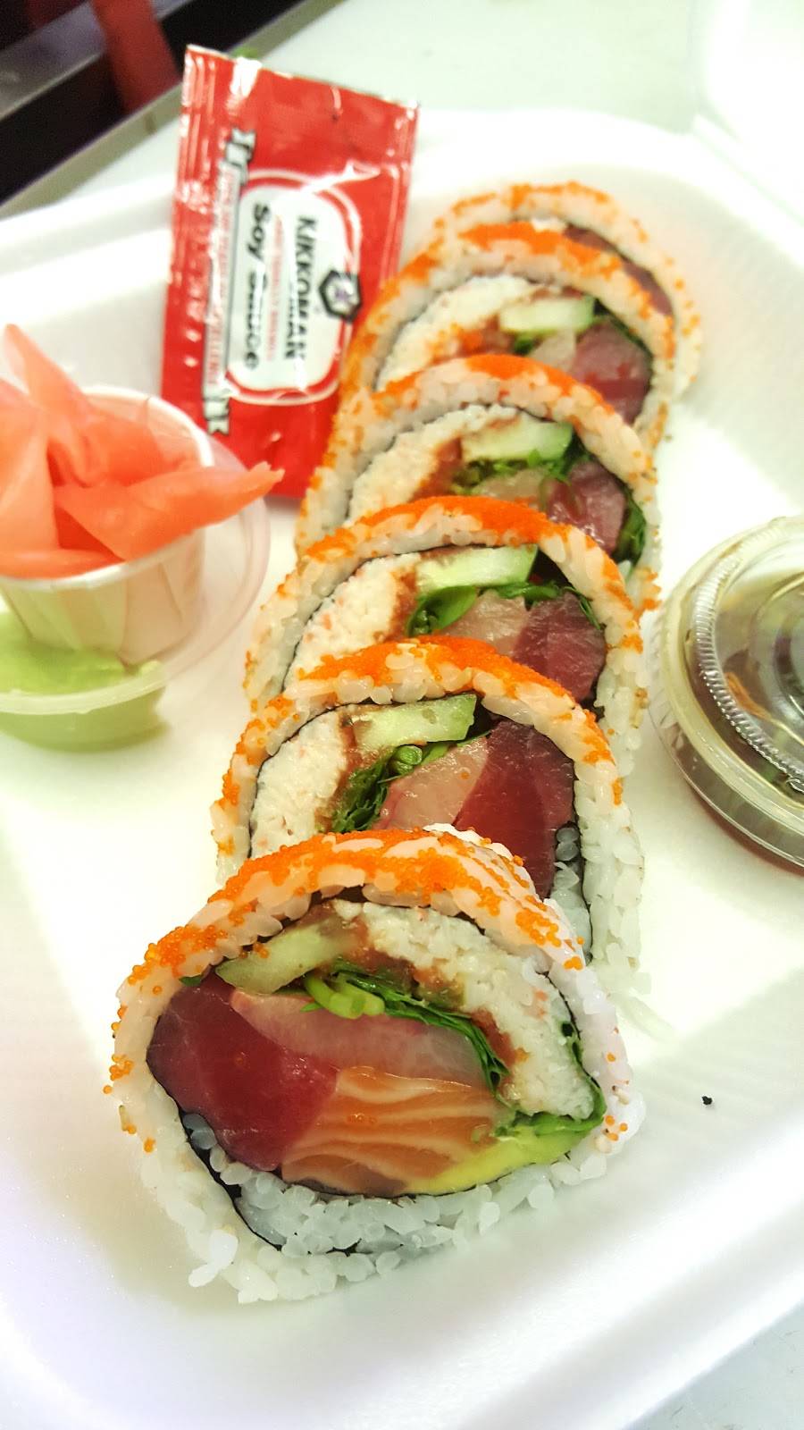 Toms Sushi House | restaurant | 2517, 12227 Santa Monica Blvd, Los Angeles, CA 90025, USA | 3108260250 OR +1 310-826-0250