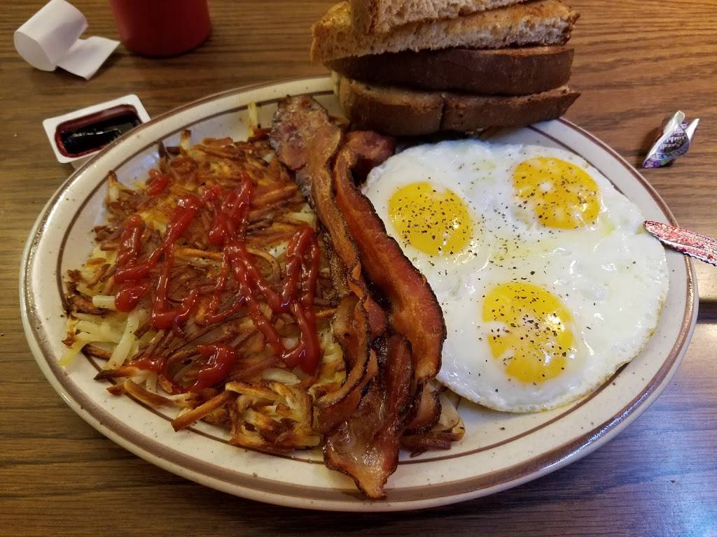 Lake Tomahawk Village Cafe & Pub | cafe | 7249 Bradley St, Lake Tomahawk, WI 54539, USA | 7152772050 OR +1 715-277-2050