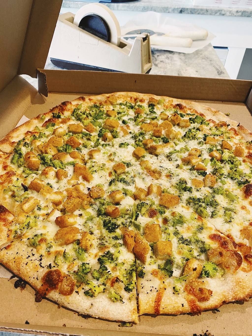 Salty Tomato Pizzeria | meal takeaway | 18 Ocean Ave, West Haven, CT 06516, USA | 2039325353 OR +1 203-932-5353