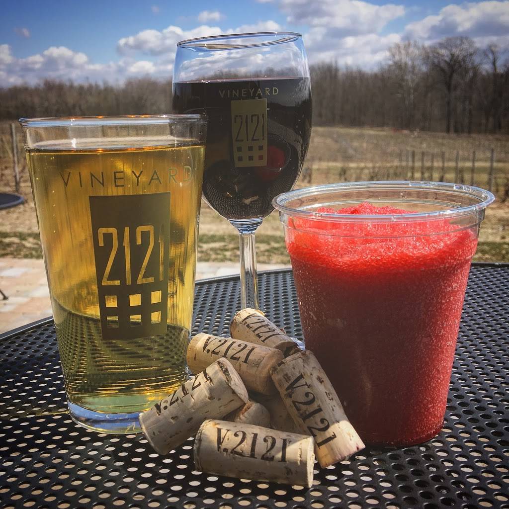 Vineyard 2121 | restaurant | 4110 Red Arrow Hwy, Benton Harbor, MI 49022, USA | 2698490109 OR +1 269-849-0109
