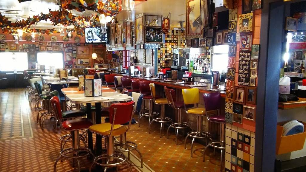 Chuys | restaurant | 10808 E 71st St, Tulsa, OK 74133, USA | 9182520405 OR +1 918-252-0405