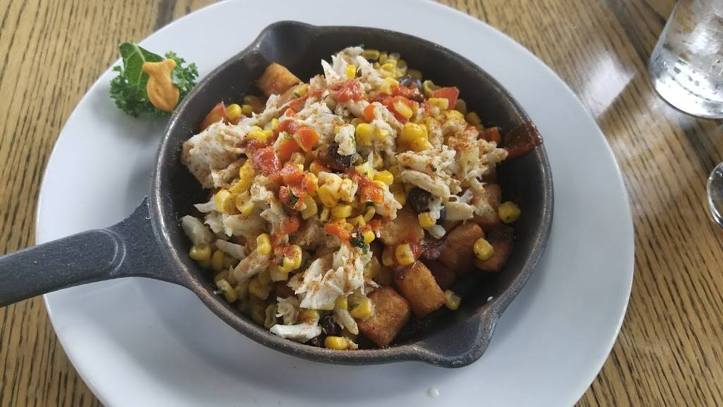 Lures Bar and Grille | restaurant | 1397 Generals Hwy, Crownsville, MD 21032, USA | 4109231606 OR +1 410-923-1606