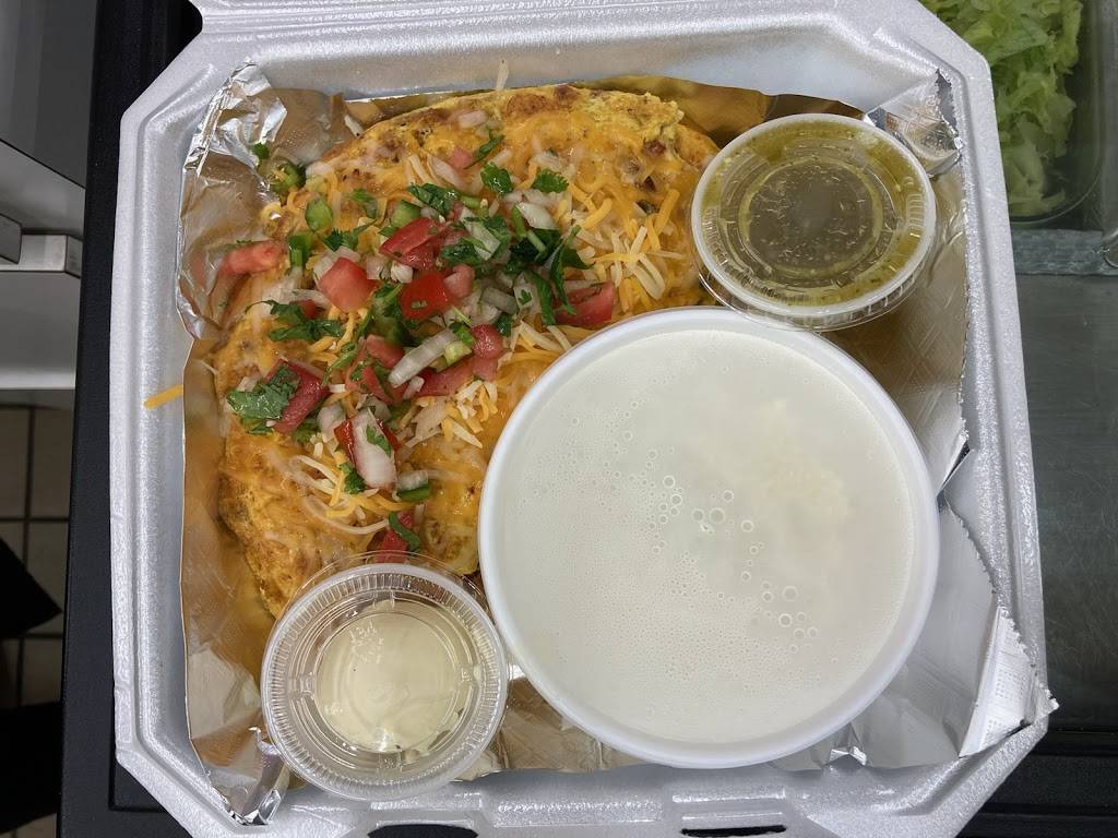 Las 3 comadres kitchen | meal takeaway | 2415 th street, Vero Beach, FL 32967, USA | 7722991542 OR +1 772-299-1542