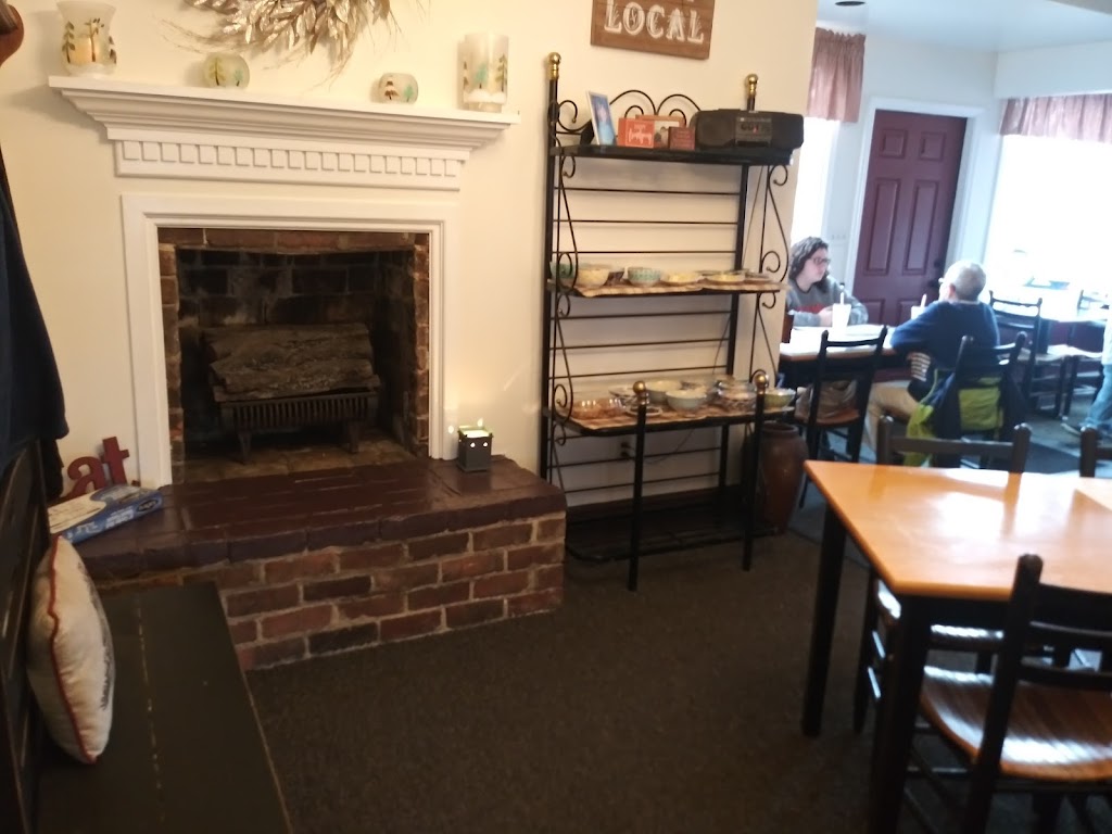 James Burke House Eatery | restaurant | 232 W Riverside St, Covington, VA 24426, USA | 5409650040 OR +1 540-965-0040
