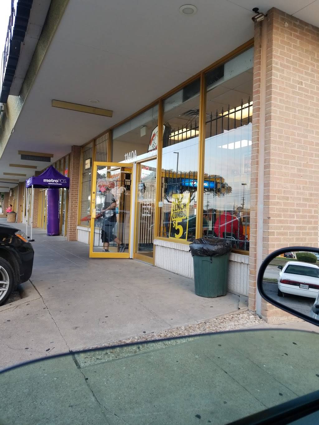 Little Caesars Pizza | meal takeaway | 1140 A W Camp Wisdom Rd, Dallas, TX 75232, USA | 9722283322 OR +1 972-228-3322