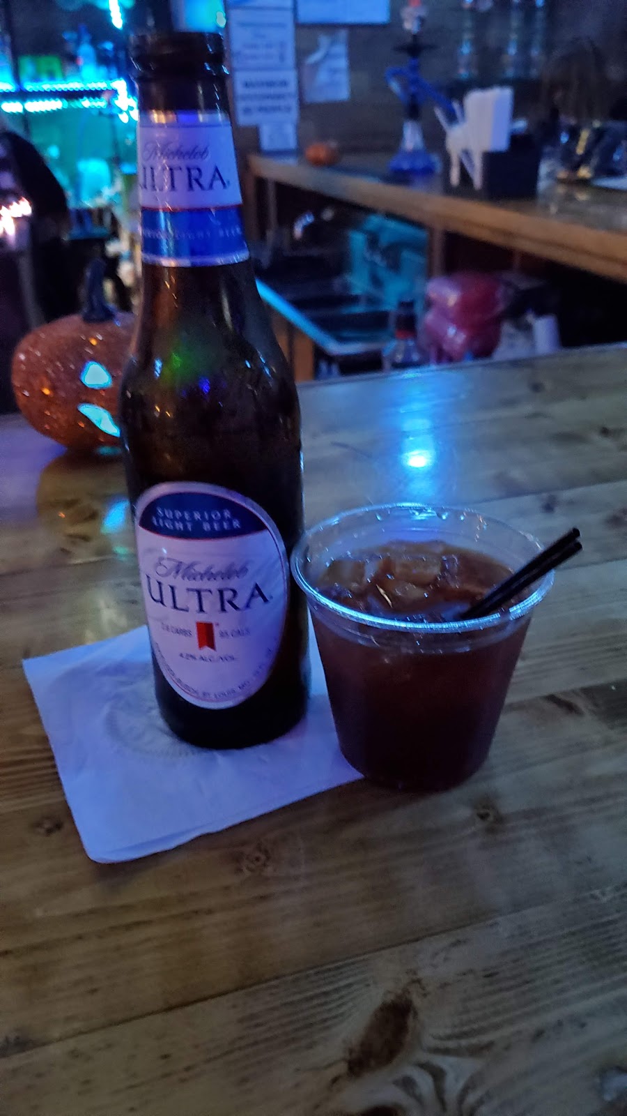 Vibez Cocktails And Eatery | restaurant | 326 Azalea Rd, Mobile, AL 36609, USA | 2512870297 OR +1 251-287-0297