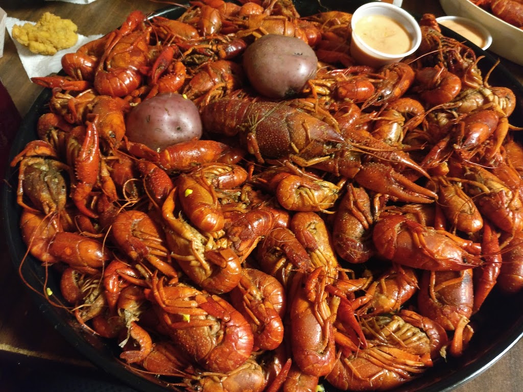 Crawfish Shack | restaurant | 55 MacArthur Dr, Alexandria, LA 71303, USA | 3184422259 OR +1 318-442-2259