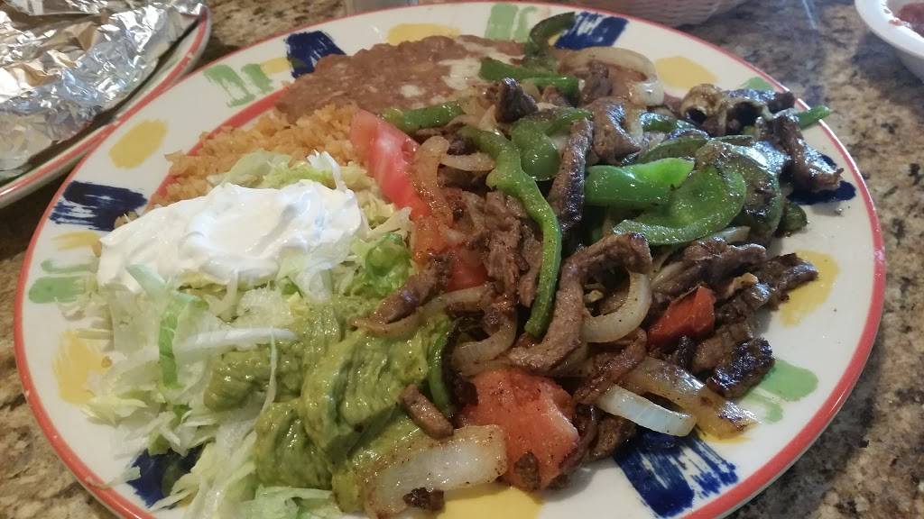 Mi Pueblo King | restaurant | 601 S Main St, King, NC 27021, USA | 3369837750 OR +1 336-983-7750