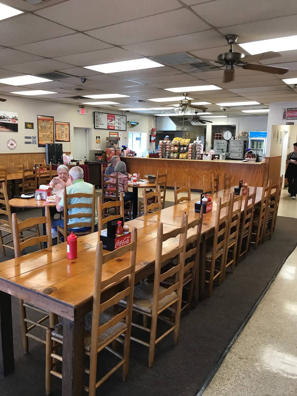 Fresh Air Bar-B-Que | restaurant | 3076 Riverside Dr, Macon, GA 31210, USA | 4784777229 OR +1 478-477-7229