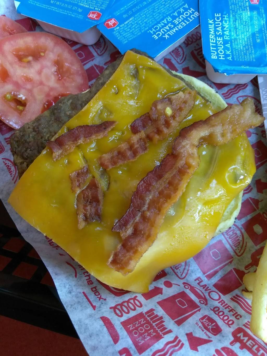 Jack in the Box | restaurant | 9965 Lower Azusa Rd, Temple City, CA 91780, USA | 6264019730 OR +1 626-401-9730