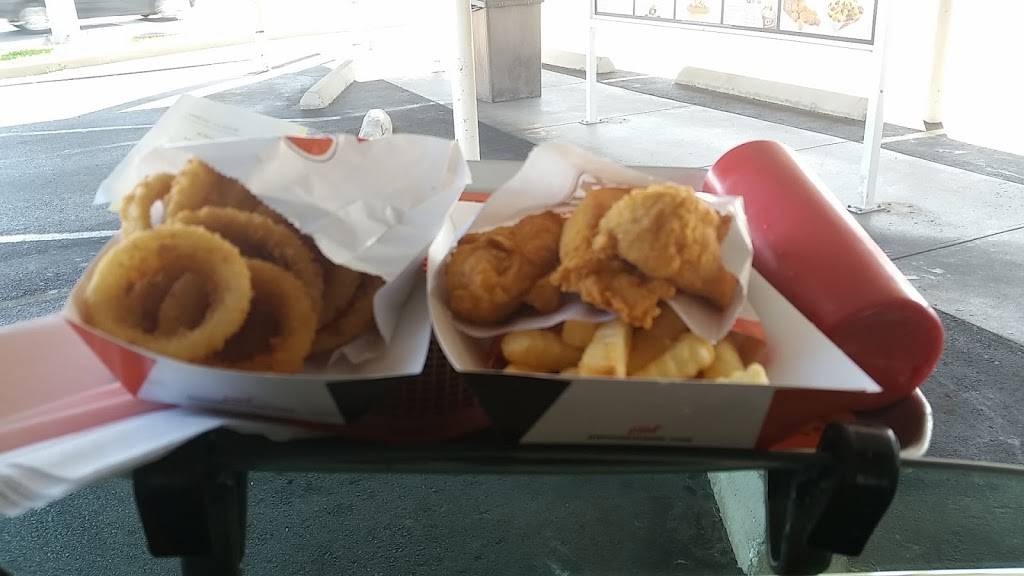 A&W Restaurant | restaurant | 1501 N Lincoln St, Greensburg, IN 47240, USA | 8126632772 OR +1 812-663-2772