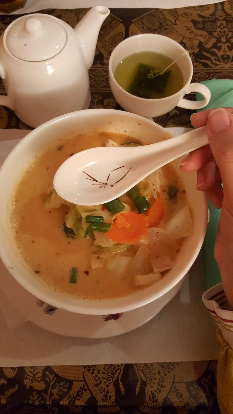 Thai Village | restaurant | 7 Del Fino Pl, Carmel Valley, CA 93924, USA | 8316595819 OR +1 831-659-5819