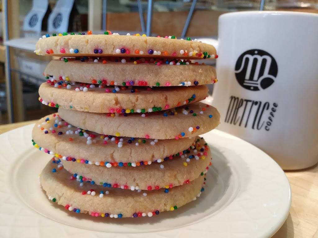 A Midwest Kitchen | cafe | 5740 N Milwaukee Ave, Chicago, IL 60646, USA | 7737633555 OR +1 773-763-3555