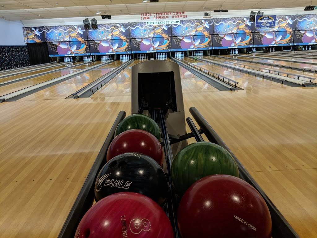 Forest Hill Lanes | restaurant | 1 Maurice Dr, Forest Hill, MD 21050, USA | 4108384477 OR +1 410-838-4477