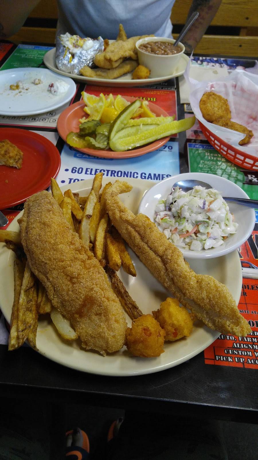 Punkins Bar-B-Que & Catfish | restaurant | 1911 W Grant Ave, Pauls Valley, OK 73075, USA | 4052382320 OR +1 405-238-2320