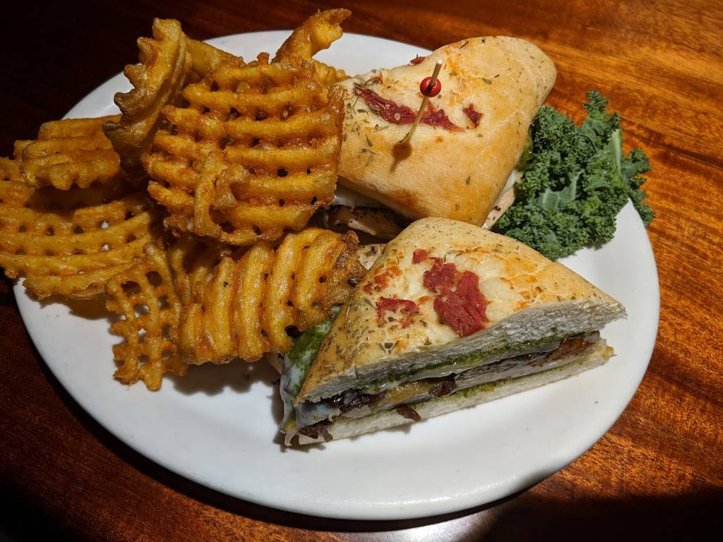 Black Mountain Grill | restaurant | 11021 S Eastern Ave, Henderson, NV 89052, USA | 7029900990 OR +1 702-990-0990