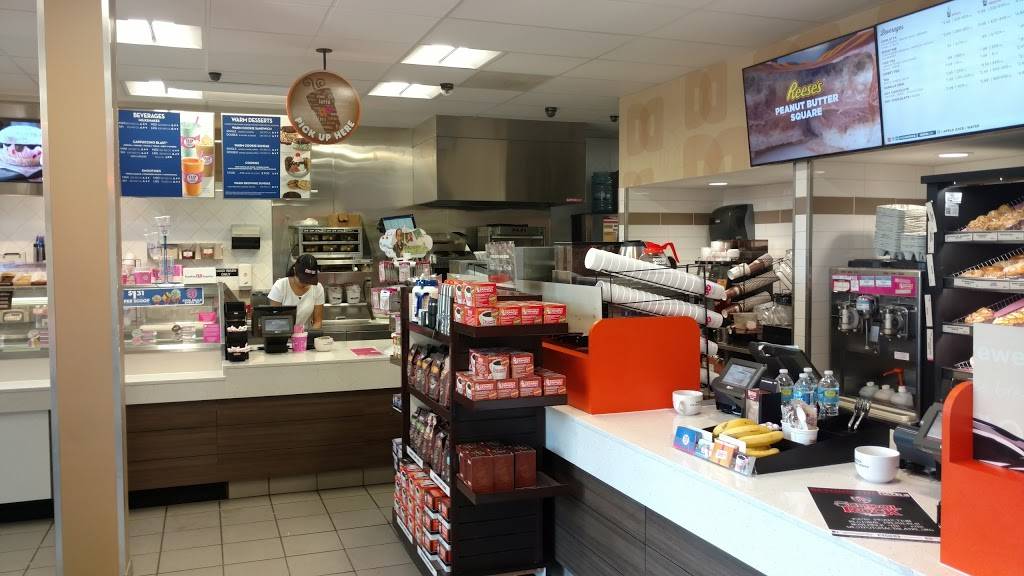 Dunkin Donuts | cafe | 1500 Belle View Blvd, Alexandria, VA 22307, USA | 7037781135 OR +1 703-778-1135