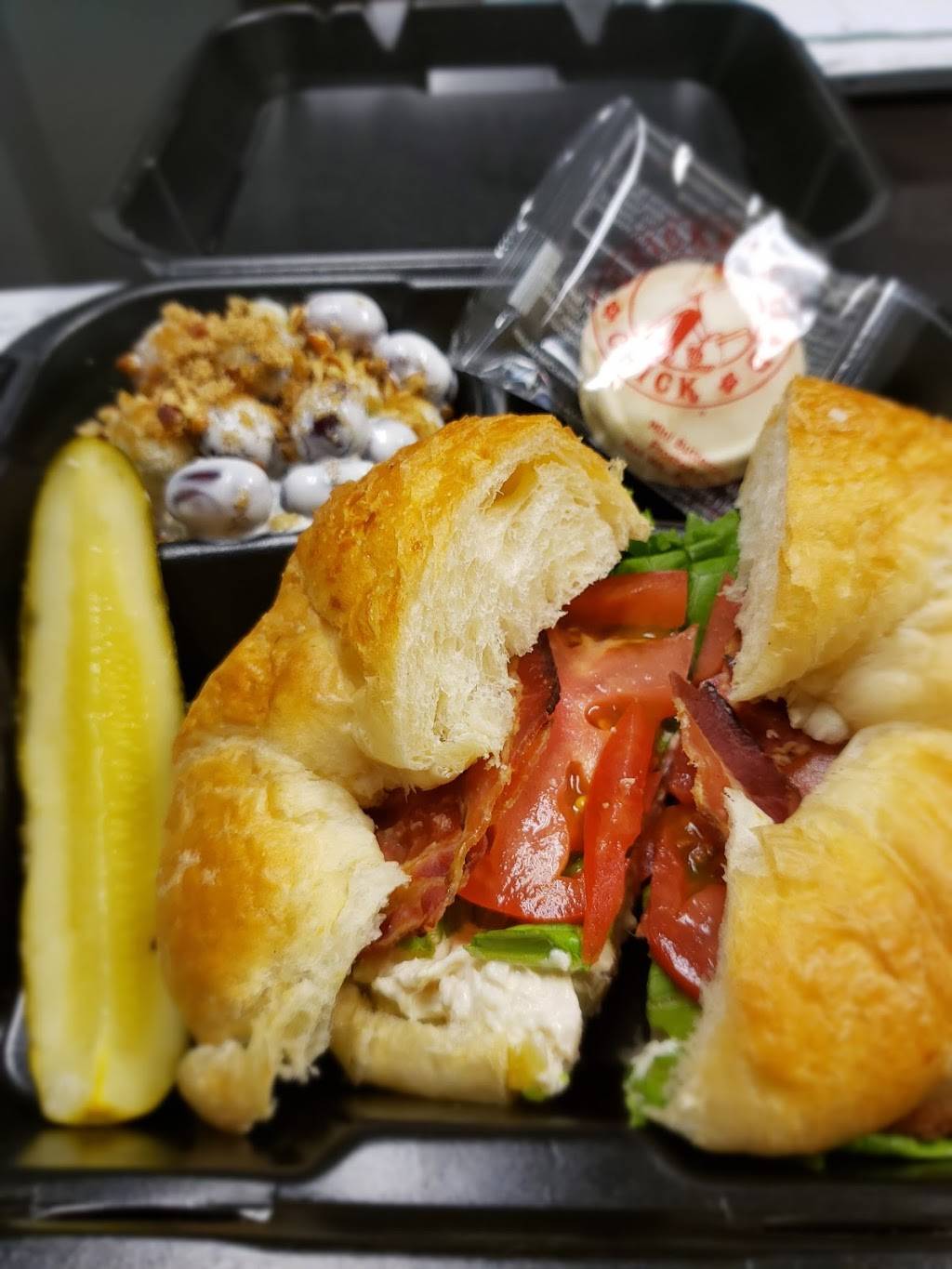 Chicken Salad Chick | restaurant | 1917 Main St Suite B, Madison, MS 39110, USA | 6014765130 OR +1 601-476-5130