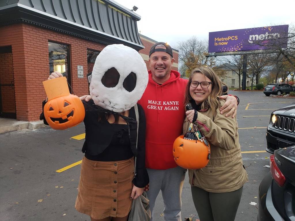 Wendys | restaurant | 2725 W Capitol, Milwaukee, WI 53216, USA | 4148734835 OR +1 414-873-4835