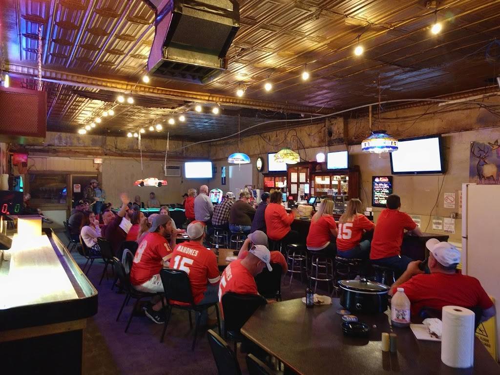 The Alley Tavern | restaurant | 10 W Chestnut St, Butler, MO 64730, USA | 6602007345 OR +1 660-200-7345