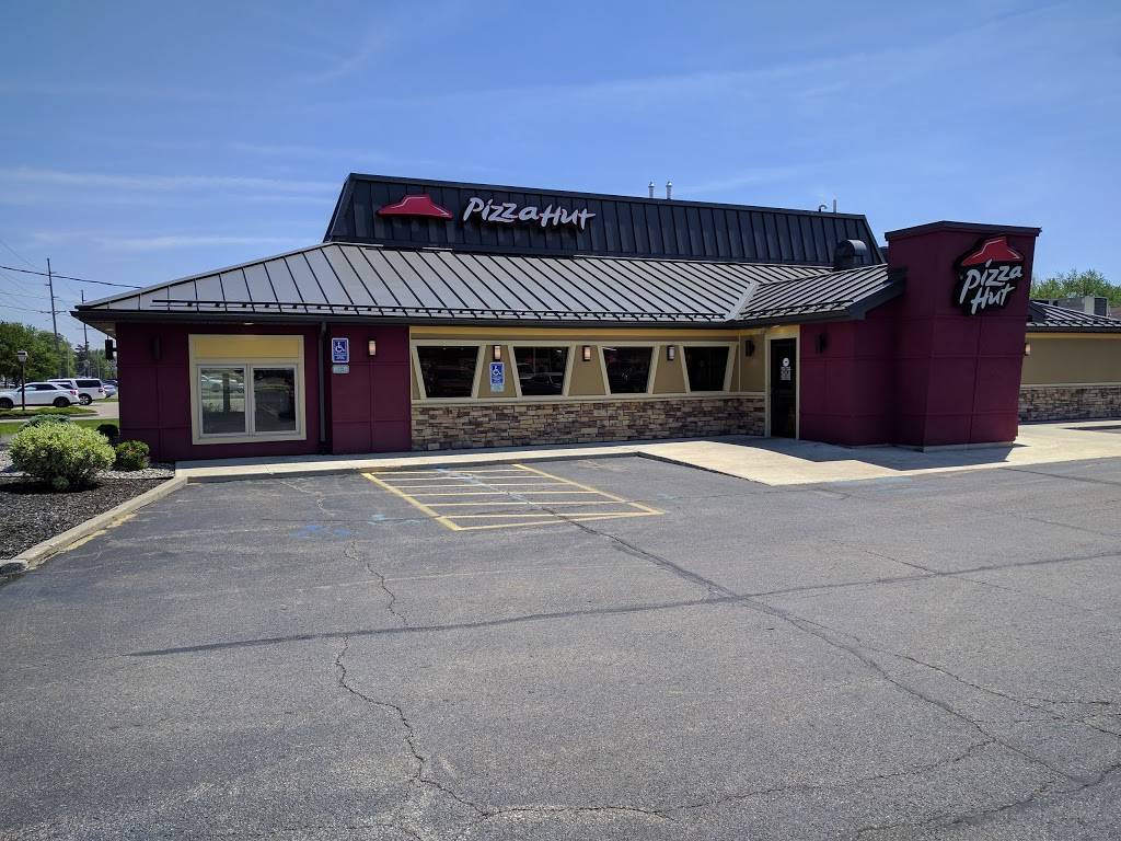 Pizza Hut | restaurant | 1401 W High St, Bryan, OH 43506, USA | 4196369002 OR +1 419-636-9002
