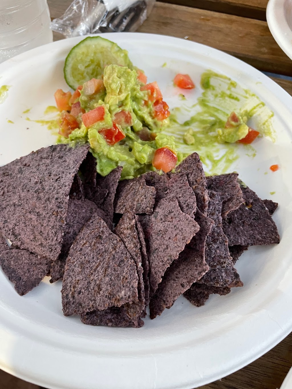 tacos el machine gon | restaurant | 2590 NE 186th St, North Miami Beach, FL 33160, USA | 7862108218 OR +1 786-210-8218