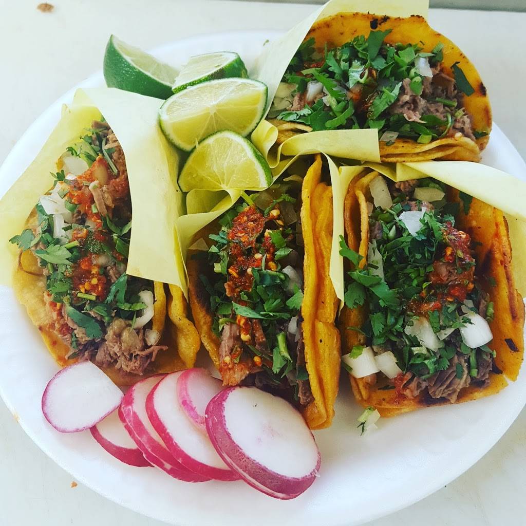 Birrieria Los Gonzalez - Lunch Truck | restaurant | 2524 Maple Ave, Los Angeles, CA 90011, USA | 3236757333 OR +1 323-675-7333