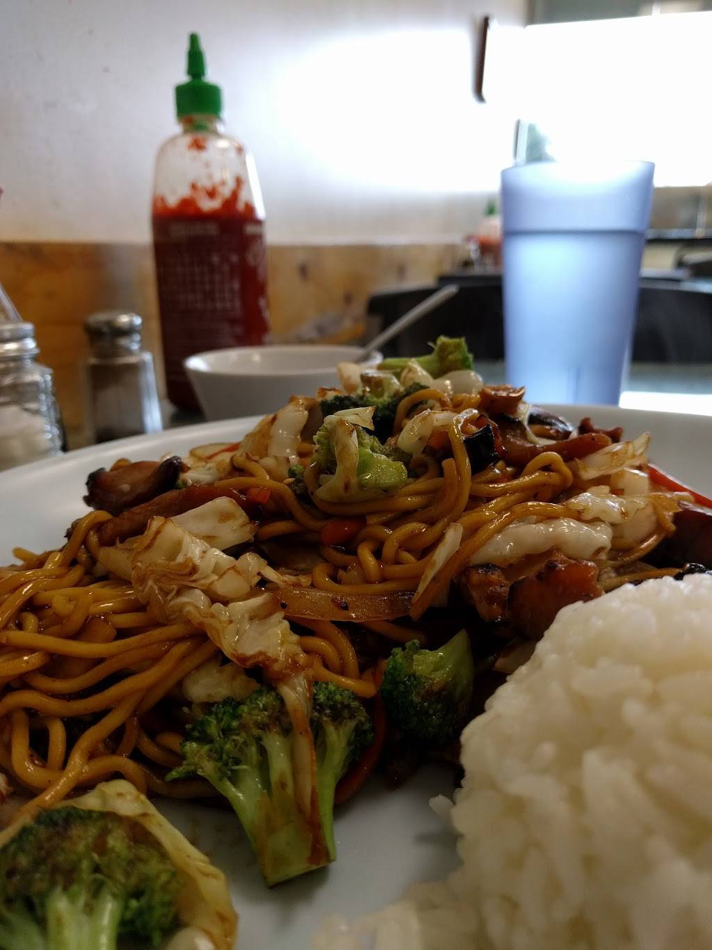 Konichs Teriyaki | restaurant | 23217 Pacific Hwy S, Kent, WA 98032, USA | 2068784860 OR +1 206-878-4860