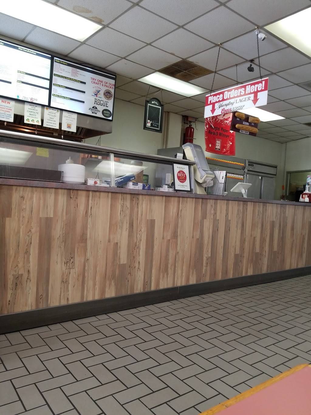 Lees Hoagie House | meal takeaway | 506 S Oxford Valley Rd, Fairless Hills, PA 19030, USA | 2155471300 OR +1 215-547-1300