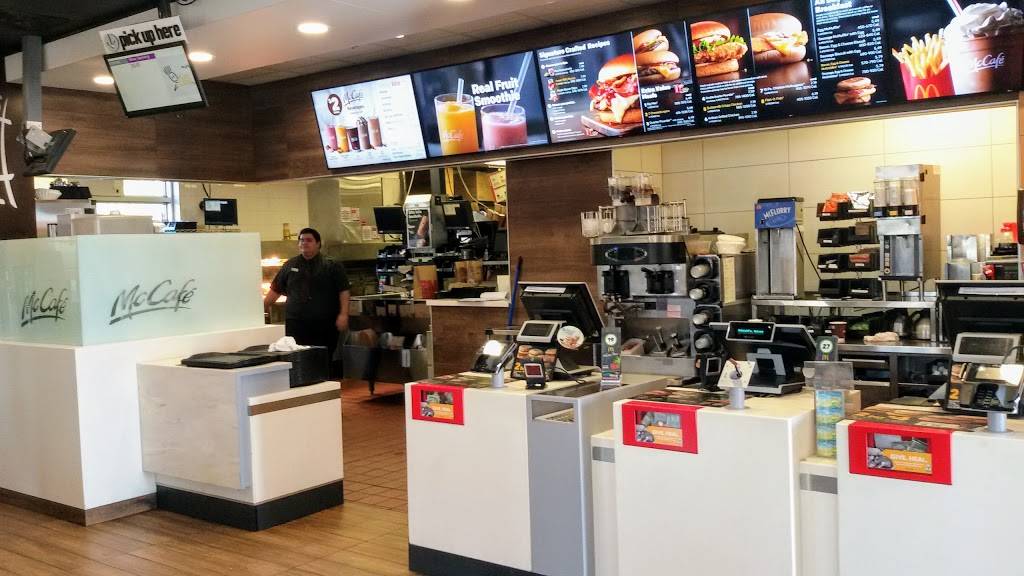 McDonalds | cafe | 35102 Merle Haggard Dr, Bakersfield, CA 93308, USA | 6613937402 OR +1 661-393-7402