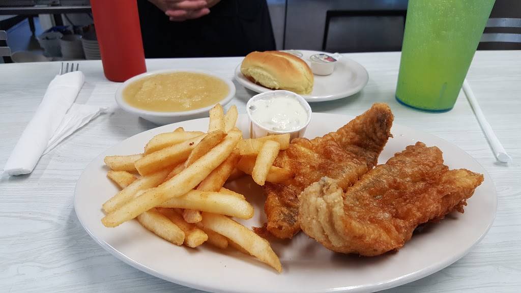 Kozy Corners Restaurant | restaurant | 501 W Oak St, Oak Harbor, OH 43449, USA | 4198982593 OR +1 419-898-2593