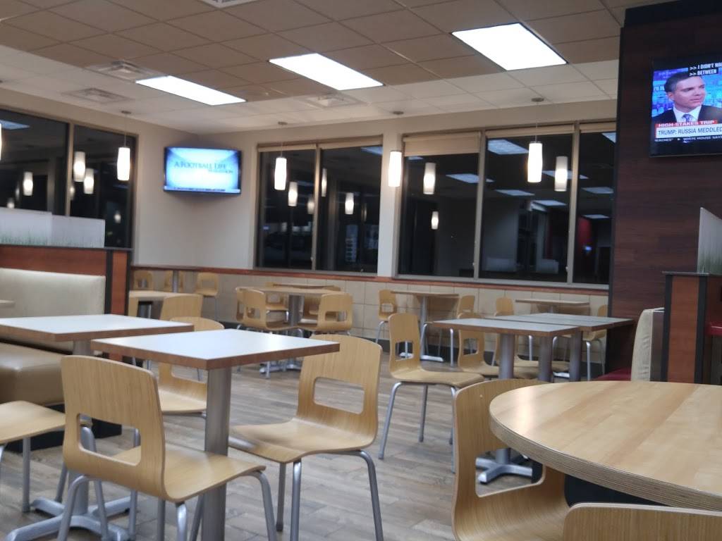 Wendys | restaurant | 1102 Peachtree Pkwy, Peachtree City, GA 30269, USA | 6783640274 OR +1 678-364-0274