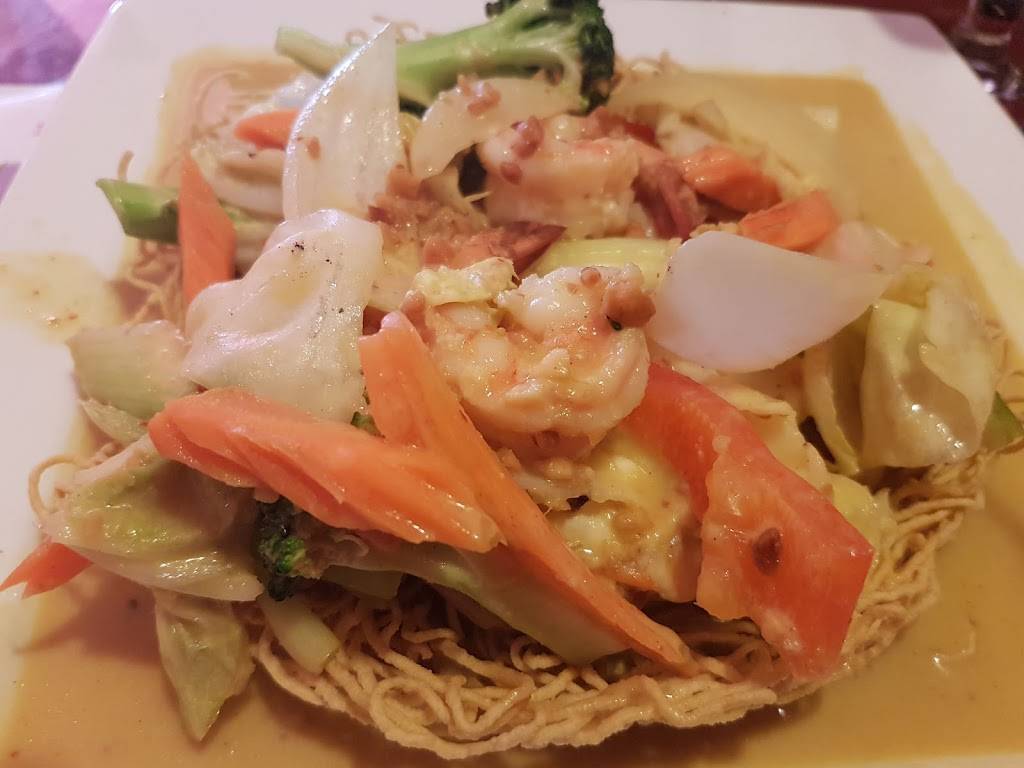 Krong Thai | restaurant | 205 Rue Bellehumeur, Gatineau, QC J8T 8H3, Canada | 8192435000 OR +1 819-243-5000