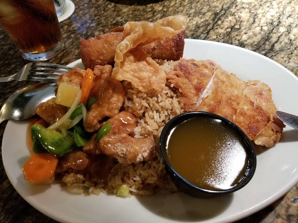 Golden Wok | restaurant | 1410 SW Loop 410, San Antonio, TX 78227, USA | 2106742577 OR +1 210-674-2577