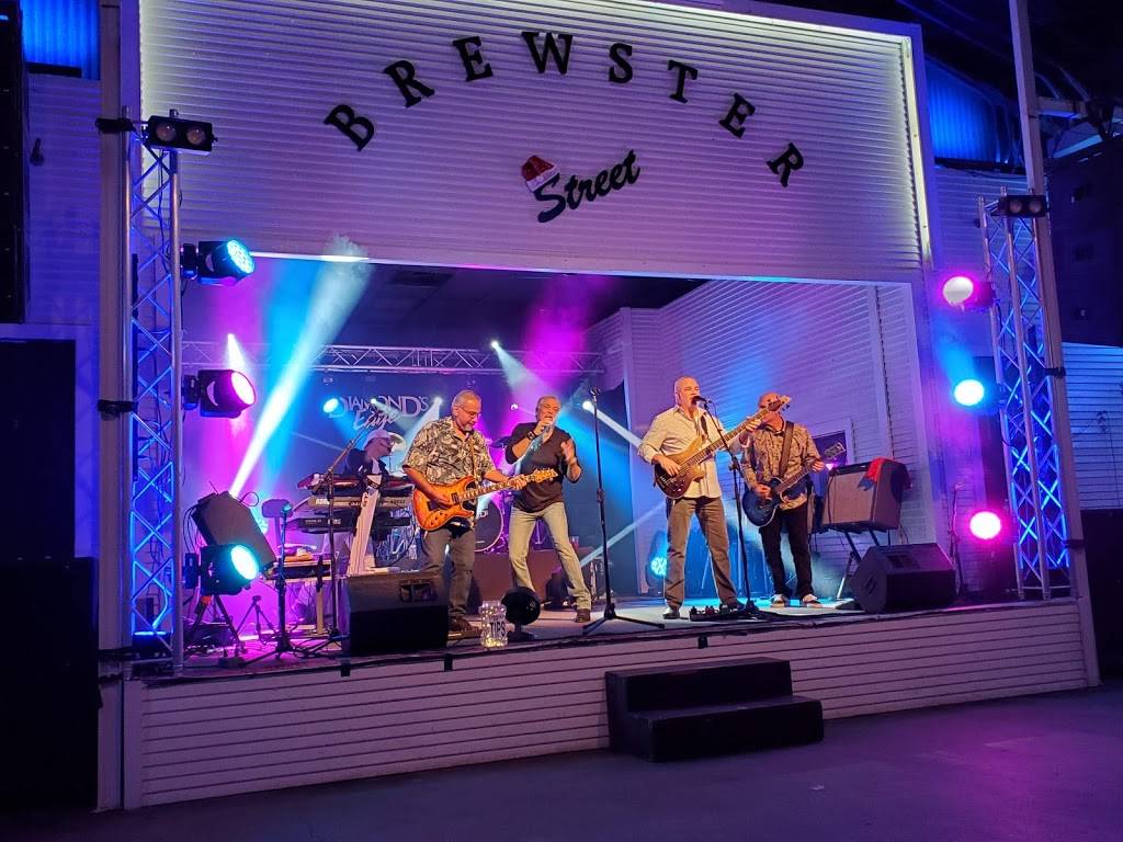 Brewster Street Ice House | restaurant | 1724 N Tancahua St, Corpus Christi, TX 78401, USA | 3618842739 OR +1 361-884-2739