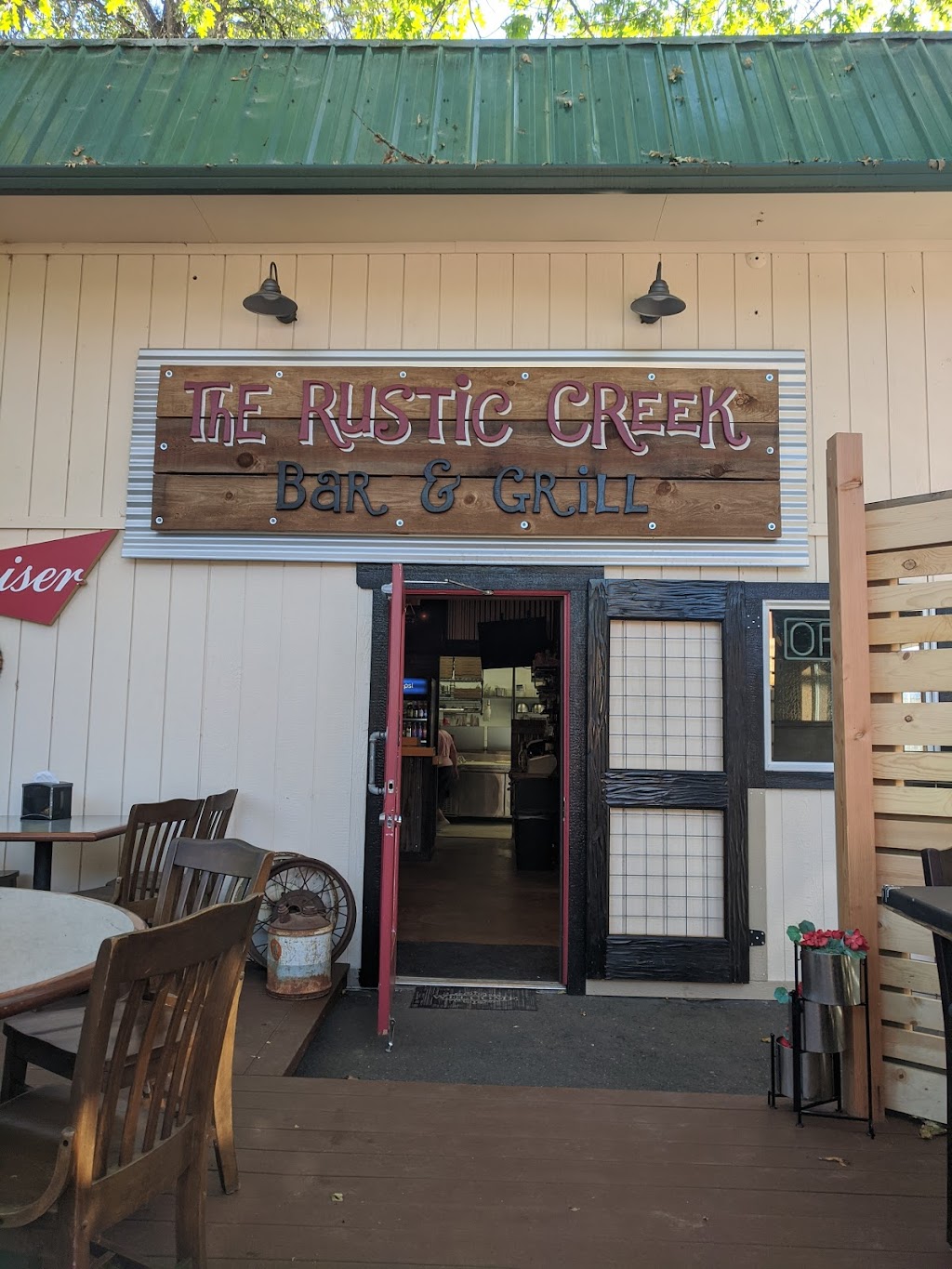 Rustic Creek Bar and Grill | restaurant | 7845 Redwood Hwy, Wilderville, OR 97543, USA | 5416593775 OR +1 541-659-3775