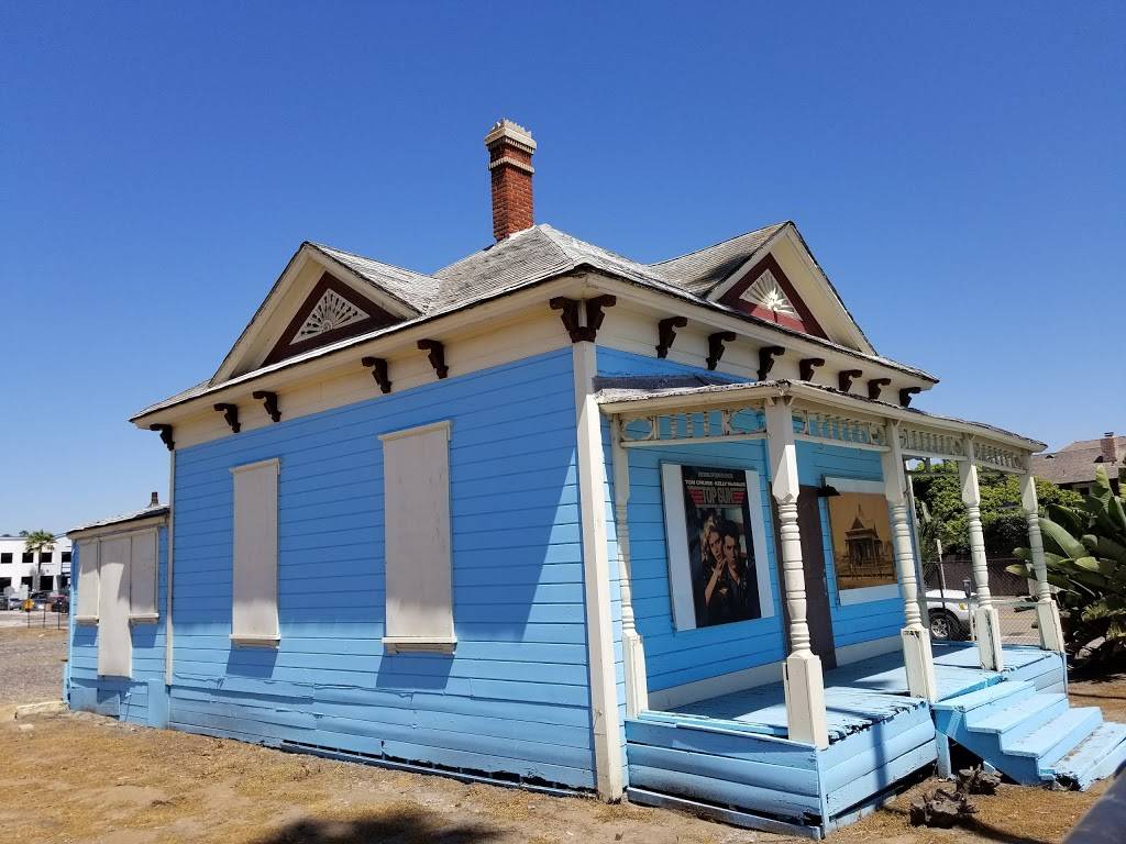 Hello Betty Fish House | restaurant | 211 Mission Ave, Oceanside, CA 92054, USA | 7607221008 OR +1 760-722-1008