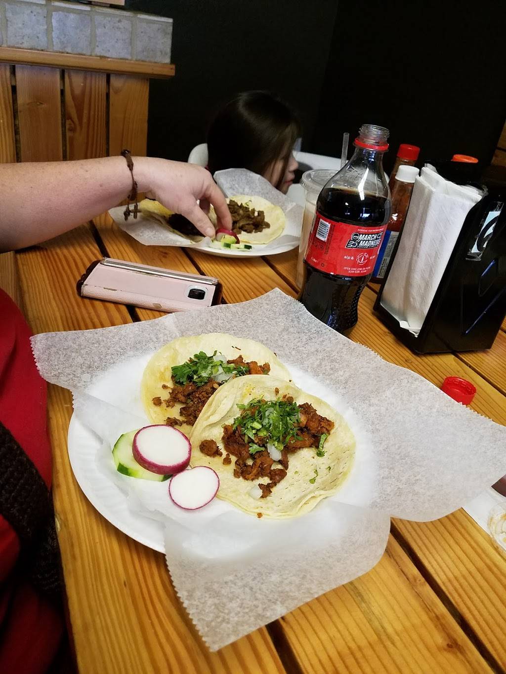 Rivas Taqueria | restaurant | 25 S Colony Rd, Wallingford, CT 06492, USA | 2036269594 OR +1 203-626-9594