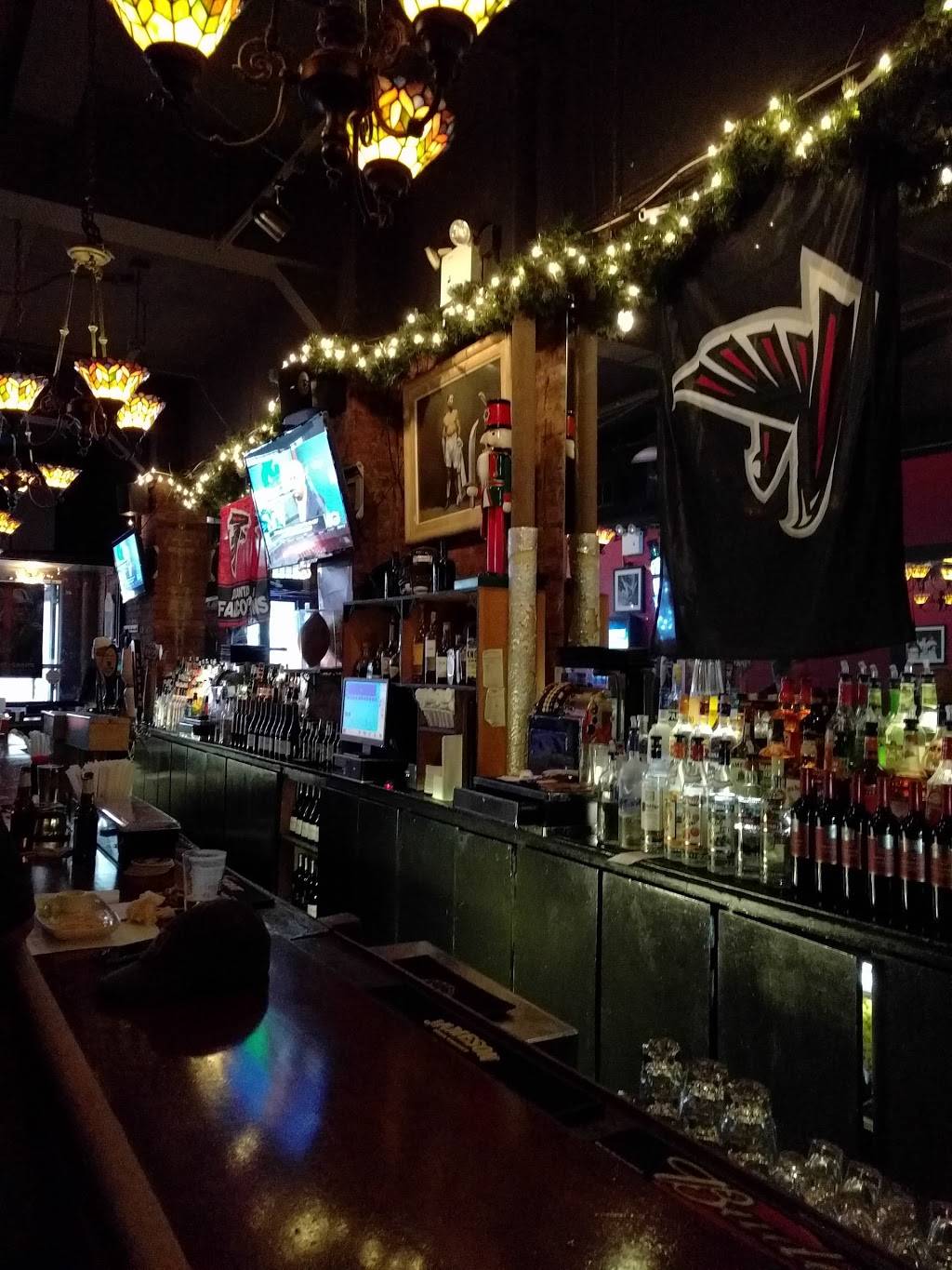 The Watering Hole | restaurant | 106 E 19th St, New York, NY 10003, USA | 2126745783 OR +1 212-674-5783